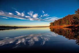 Boats on the water at Lake Thunderbird State Park